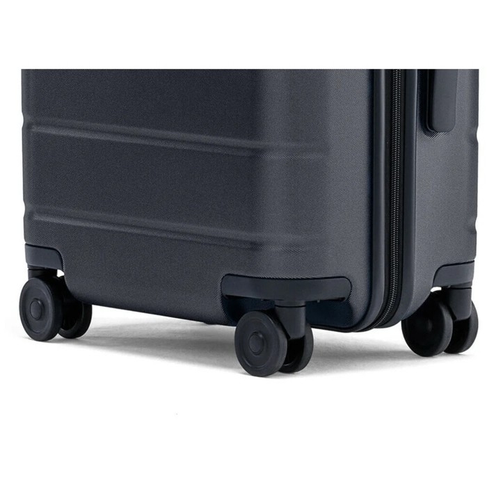 Чемодан Xiaomi Mi Luggage Classic (XNA4115GL), 20 Чемодан Xiaomi Mi Luggage Classic (XNA4115GL), 20", 38 л, кодовый замок, черный