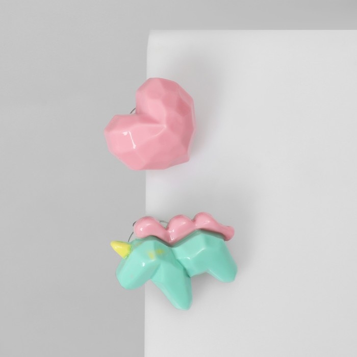 Серьги пластик «Абстракция» единорог и сердце, цветные Серьги пластик «Абстракция» единорог и сердце, цветные