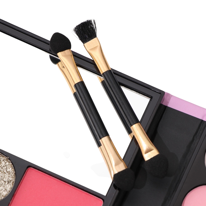 Набор декоративной косметики «Цветочная леди №2» Набор декоративной косметики «Цветочная леди №2»