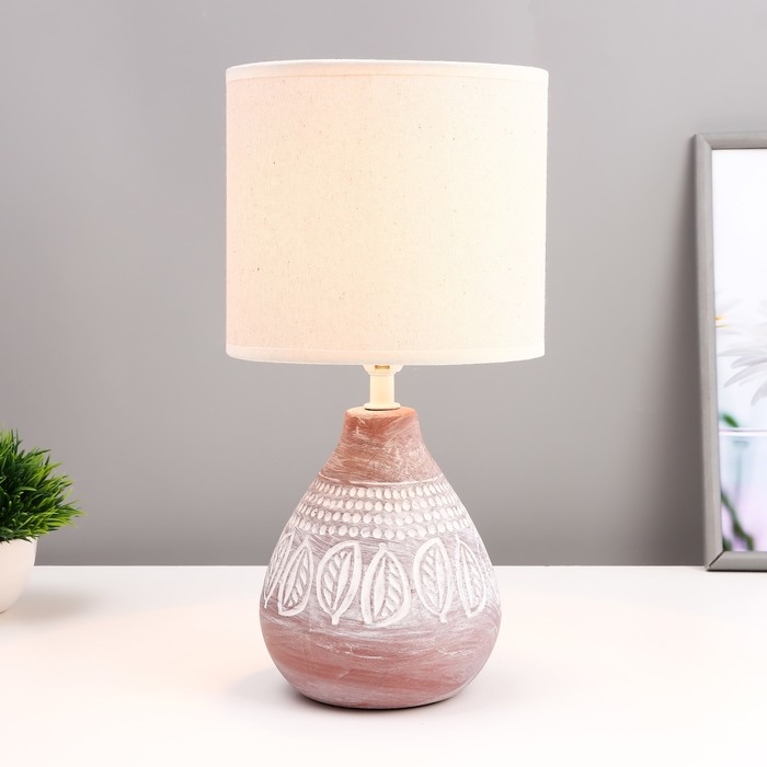 Настольная лампа  Настольная лампа "Моника" Е14 40Вт шоколадный 17х17х33 см RISALUX