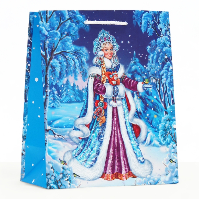 Новый год. Пакет подарочный Новый год. Пакет подарочный "Снегурочка", 18 х 22,3 х 10 см.