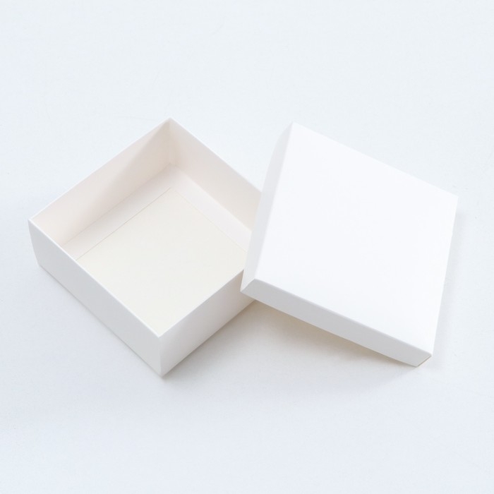 Коробка складная, крышка-дно, белая, 12 х 12 х 5 см Коробка складная, крышка-дно, белая, 12 х 12 х 5 см