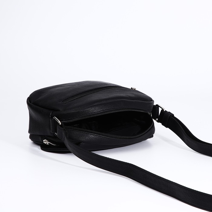 Сумка кросс-боди Vita на молнии, цвет чёрный Сумка кросс-боди Vita на молнии, цвет чёрный