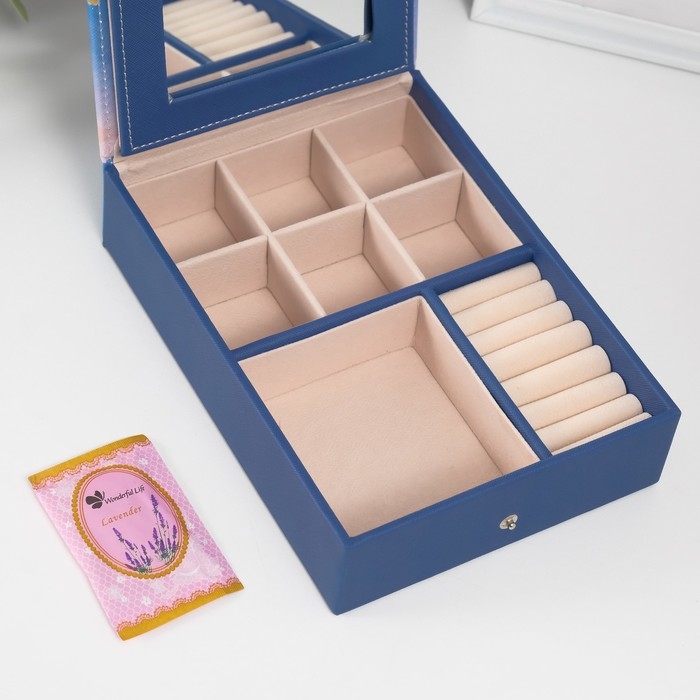 Шкатулка кожзам для украшений с зеркалом  Шкатулка кожзам для украшений с зеркалом "Девушка с хаски" 15х21,5х5,5 см