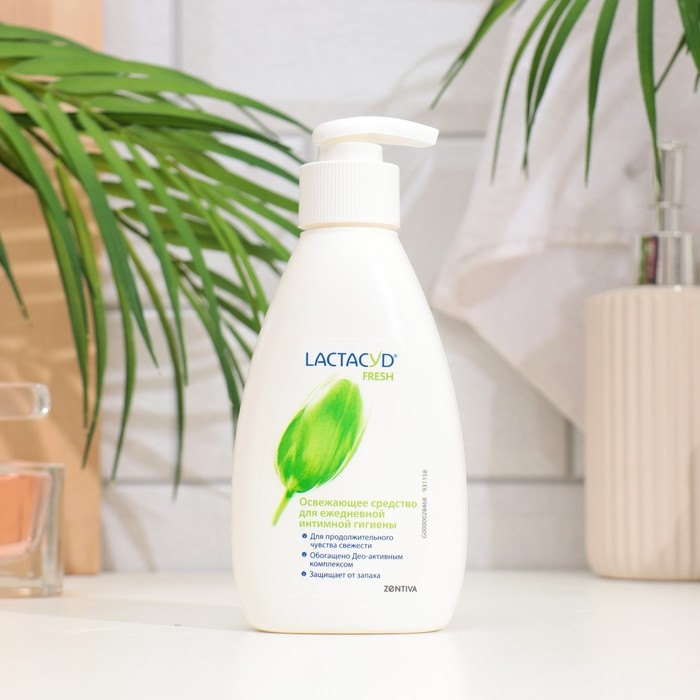 Гель Лактацид для интимной гигиены освежающий  Гель Лактацид для интимной гигиены освежающий "Фемина Фреш", 200 мл