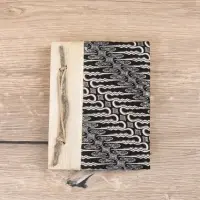 Блокнотик "Экзотика" 48 листов, 14х18х2 см, цв. чёрно-белый Блокнотик "Экзотика" 48 листов, 14х18х2 см, цв. чёрно-белый