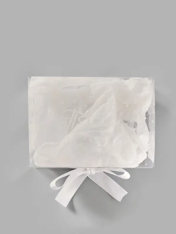 Подарочная коробка с тишью и гирляндой &laquo;Поздравляю&raquo;, 16,5 х 12 х 5 см