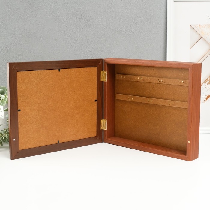 Ключница Ключница "Окно" 24х29 см