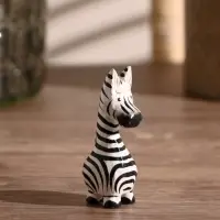 Сувенир дерево "Зебра Мироша" 7х2,5х3 см Сувенир дерево "Зебра Мироша" 7х2,5х3 см