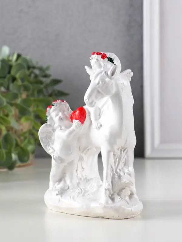 Фигурка гипс &laquo;Ангел на лошади и рядом&raquo;, 13.5&times;10&times;6.5 см, белый