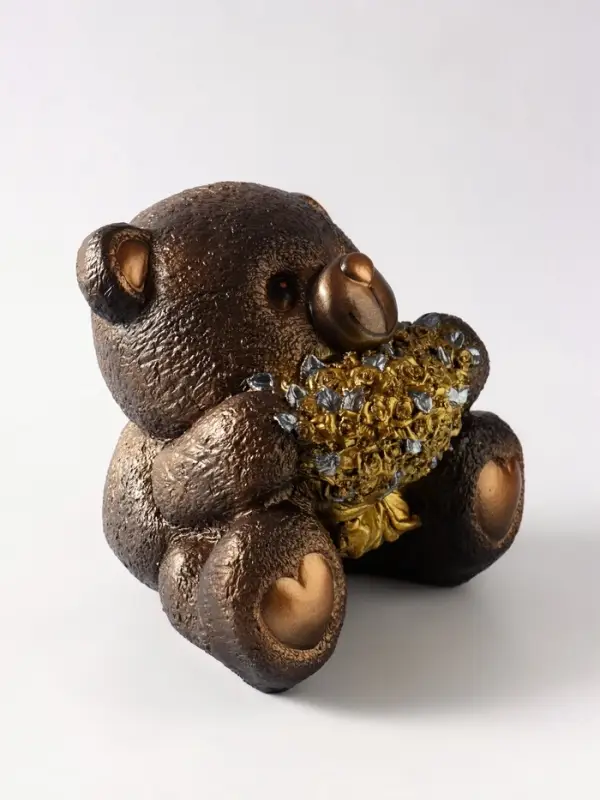 Копилка для денег &laquo;Мишка с букетом&raquo; 19&times;20 см, бронза