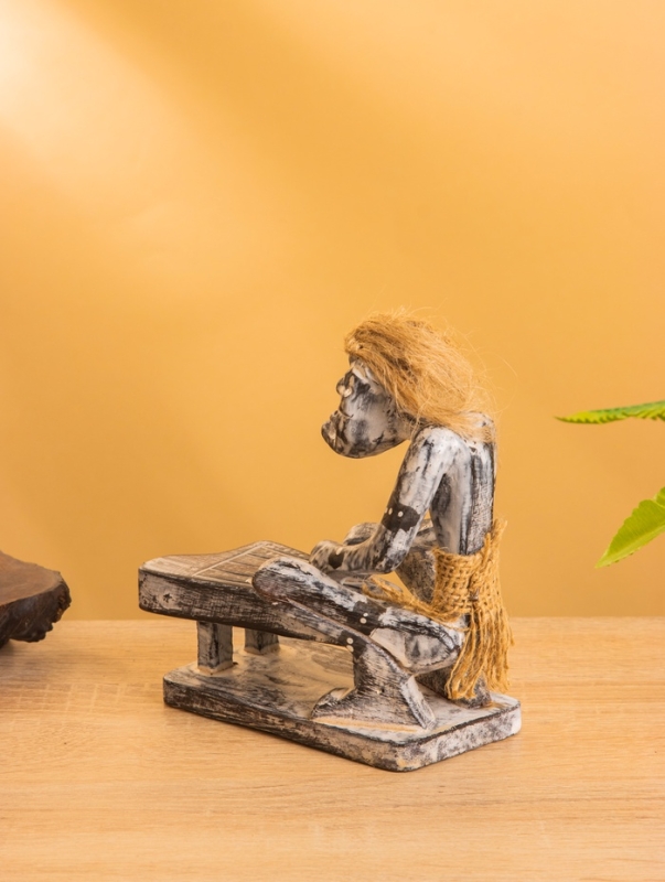 Сувенир «Абориген музыкант», 14×8×16 см, дерево Сувенир «Абориген музыкант», 14×8×16 см, дерево