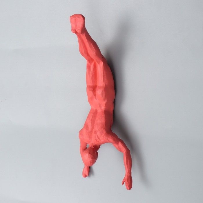 Сувенир полистоун  Сувенир полистоун "Свободное падение" красный 30х12х9 см