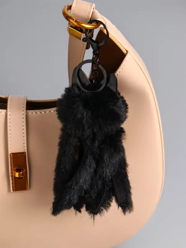 Пушистик на кольце "Чёрный кот" 18х5х5 см