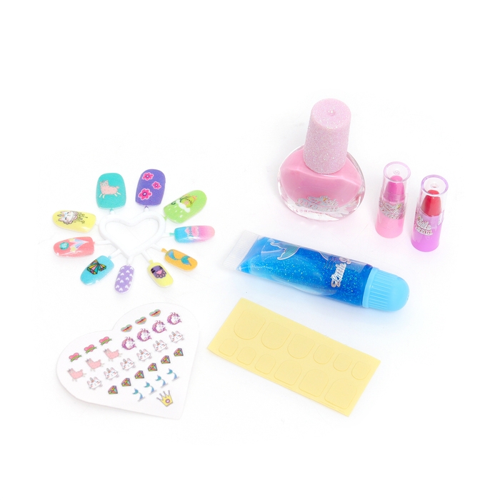 Набор косметики для девочки  Набор косметики для девочки "Маленькая принцесса", с накладными ногтями