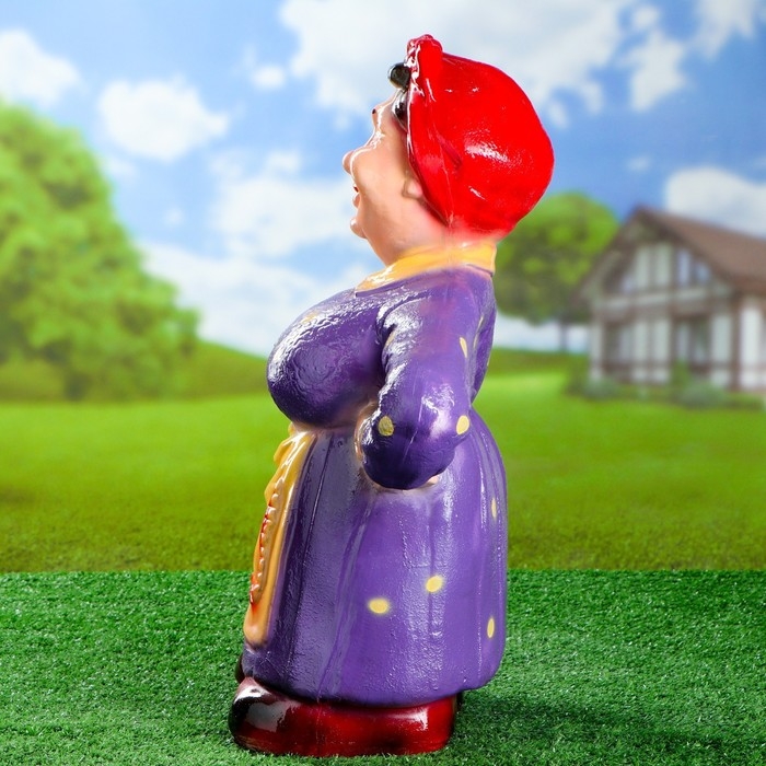 Садовая фигура  Садовая фигура "Теща с метлой средняя" 59х40х25см  МИКС