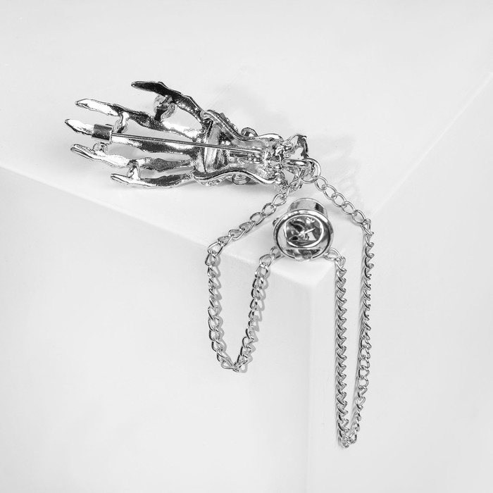 Брошь «Скелет» с цепочкой, цвет чёрно-белый в серебре Брошь «Скелет» с цепочкой, цвет чёрно-белый в серебре