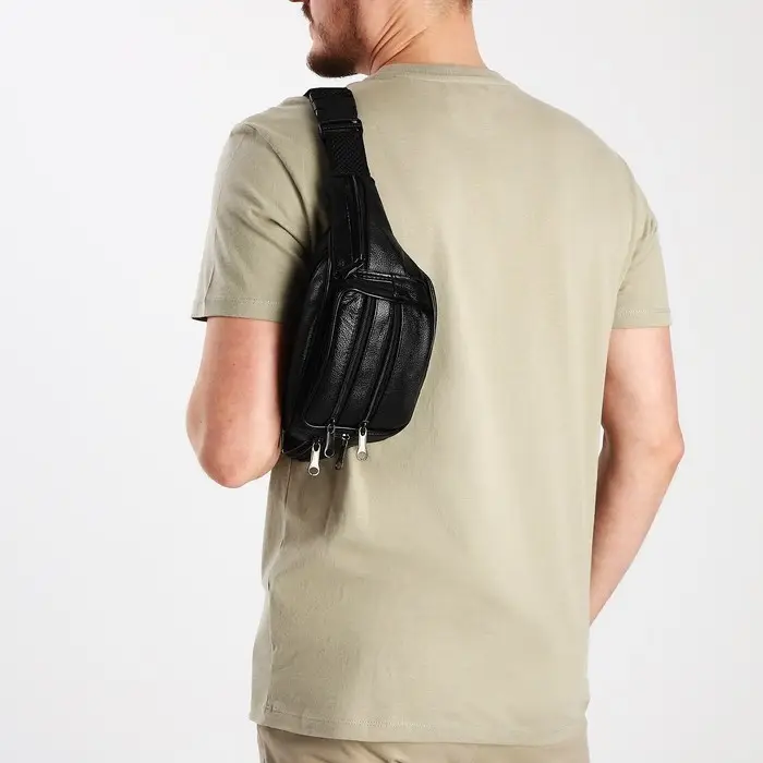 Сумка поясная на молнии, 7&times;33&times;12 см, чёрная