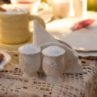 Набор для специй SL Home &laquo;Аманде&raquo;, 5&times;5&times;8 см, солонка, перечница, фарфор, белый