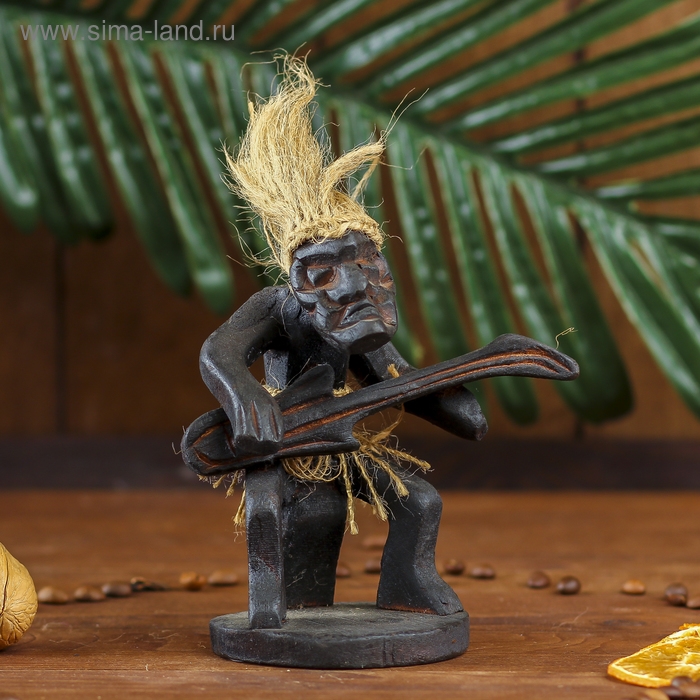 Сувенир дерево "Абориген-гитарист" 15 см