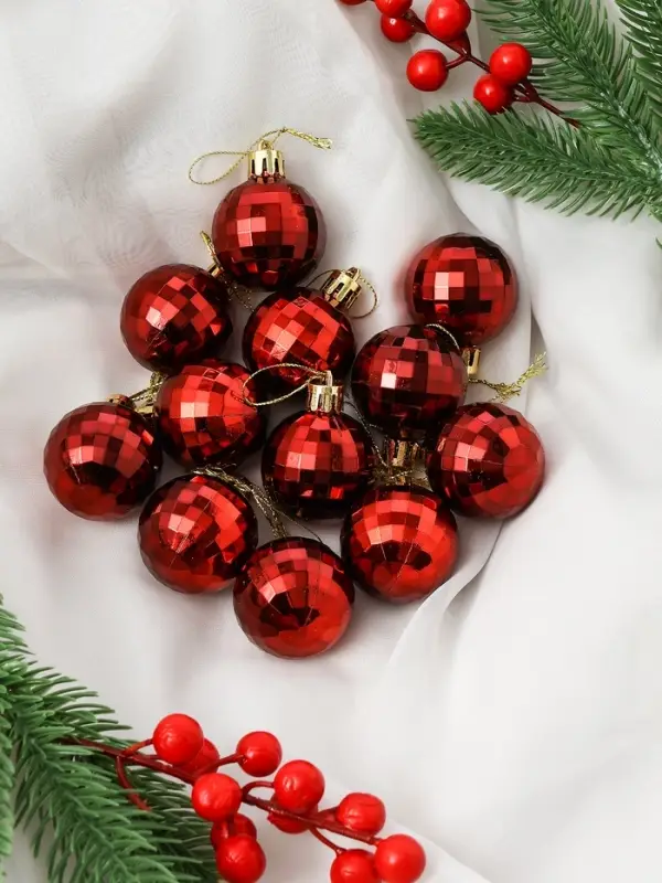 Набор украшений пластик 60 шт Набор украшений пластик 60 шт "Зима в подарках" красный