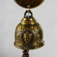 Колокольчик подвесной металл &laquo;Монета с буддой&raquo;, 1 колокол, d=4.8 см, 39&times;5.3&times;4.8 см
