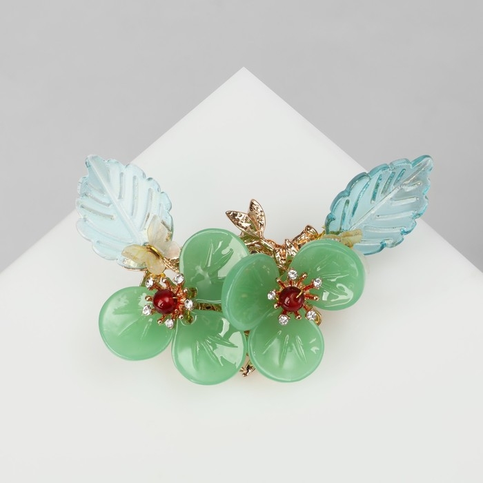 Брошь «Цветы» в дуэте, цвет зелёный в золоте Брошь «Цветы» в дуэте, цвет зелёный в золоте
