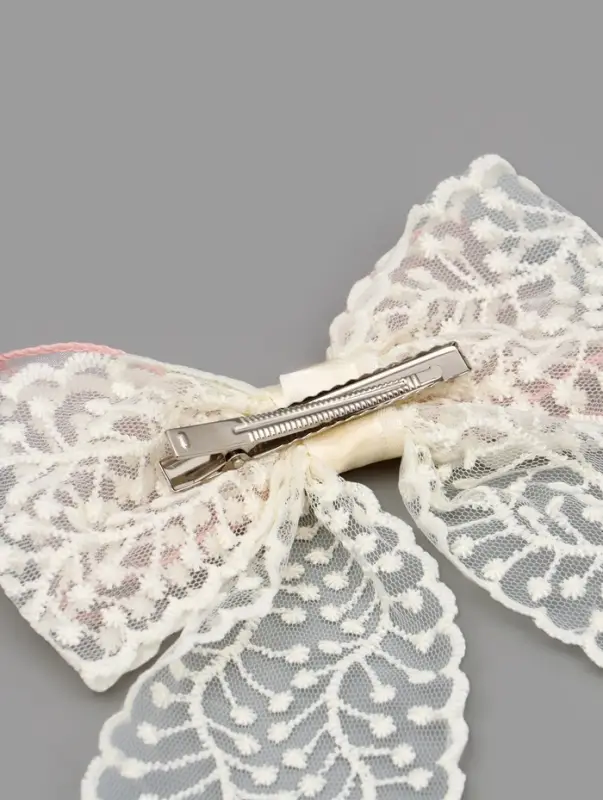 Бант для волос на заколке с вышивкой, Коты аристократы