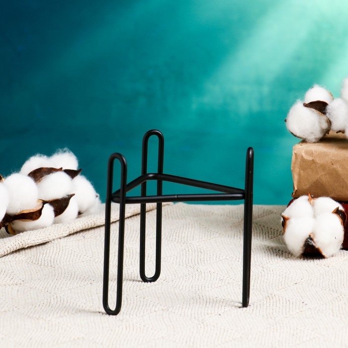 Кашпо  Кашпо "Цилиндр" белое, на черной подставке, 14х10х10см