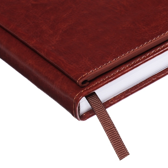 Ежедневник недатированный,формат А5, 140 листов, в клетку, обложка кожзам, с хлястиком, с калькулятором, коричневый Ежедневник недатированный,формат А5, 140 листов, в клетку, обложка кожзам, с хлястиком, с калькулятором, коричневый