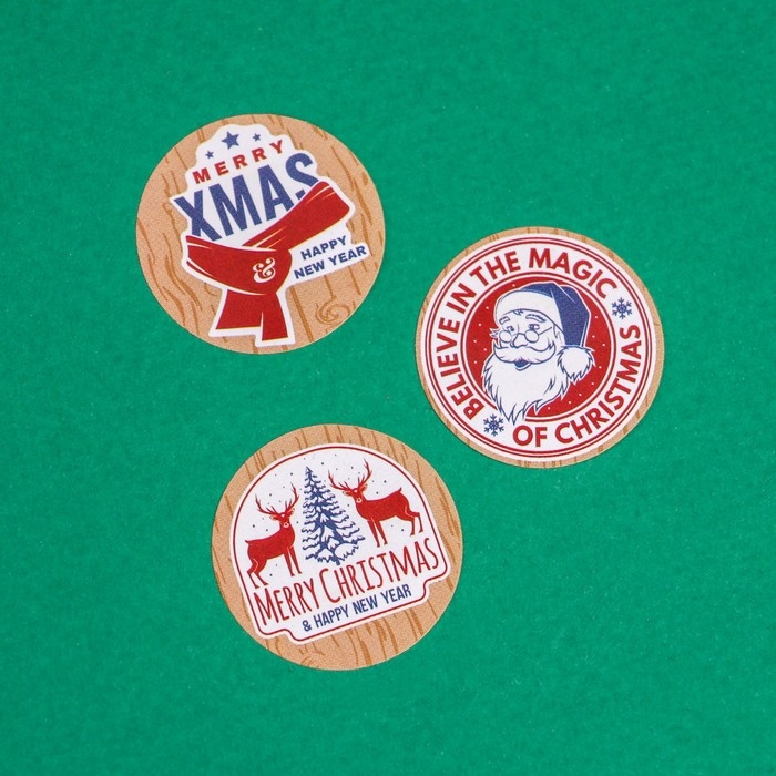 Новый год. Наклейки новогодние в рулоне Новый год. Наклейки новогодние в рулоне "Деревяный стиль", 500 шт, 2,5 х 2,5 см.