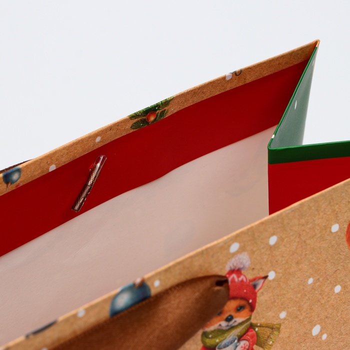 Новый год. Пакет подарочный "Зверята", 32 х 26 х 12 см.