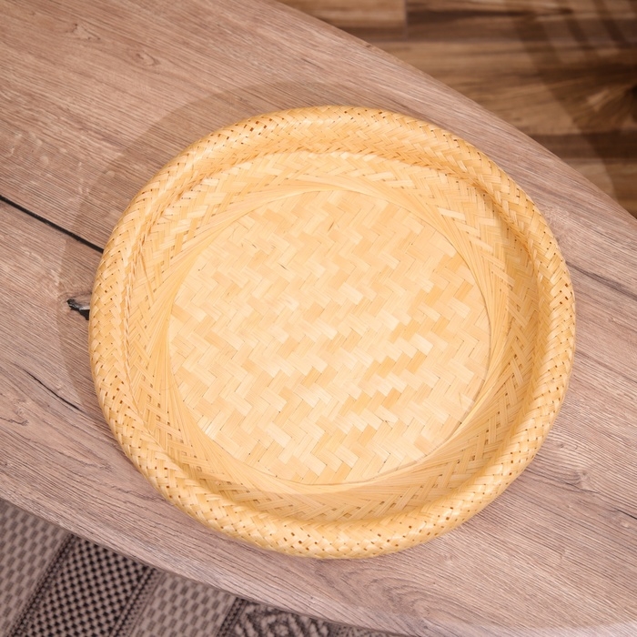 Тарелка плетёная, из бамбука 40х40х6 см Тарелка плетёная, из бамбука 40х40х6 см