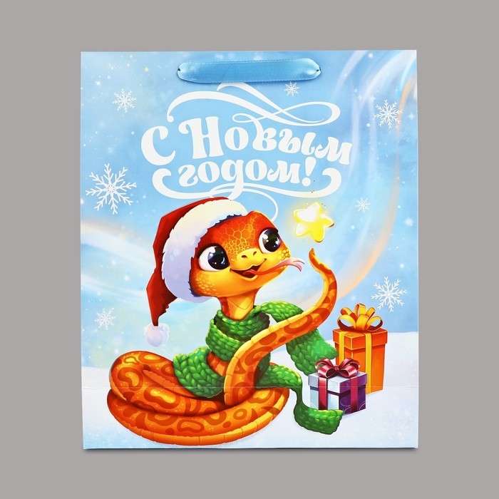 Пакет подарочный новогодний ламинированный «Змея 2025», M 26 х 30 х 9 см, Новый год