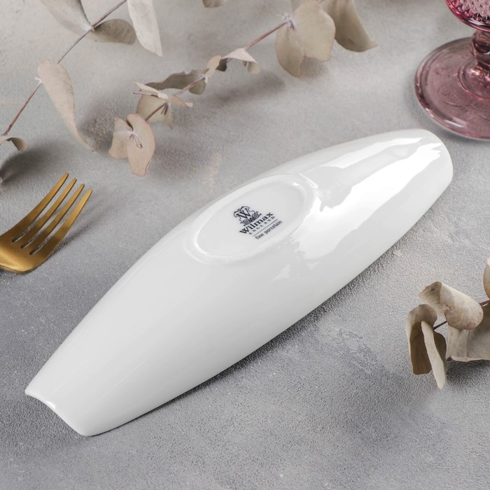 Блюдо фарфоровое Wilmax, 25,5×7,5 см, цвет белый Блюдо фарфоровое Wilmax, 25,5×7,5 см, цвет белый