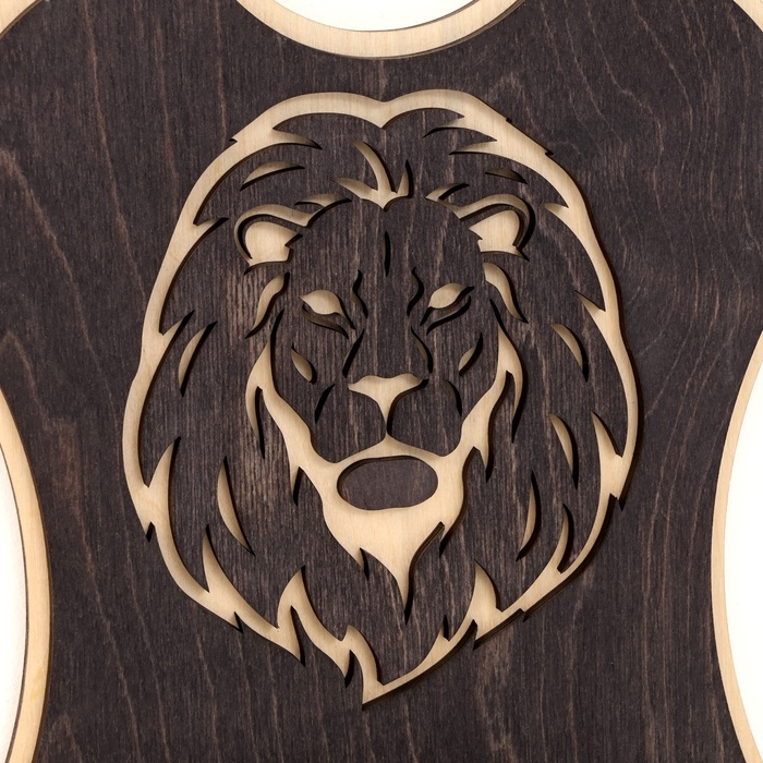 Набор с шампурами настенный  Набор с шампурами настенный "Лев"