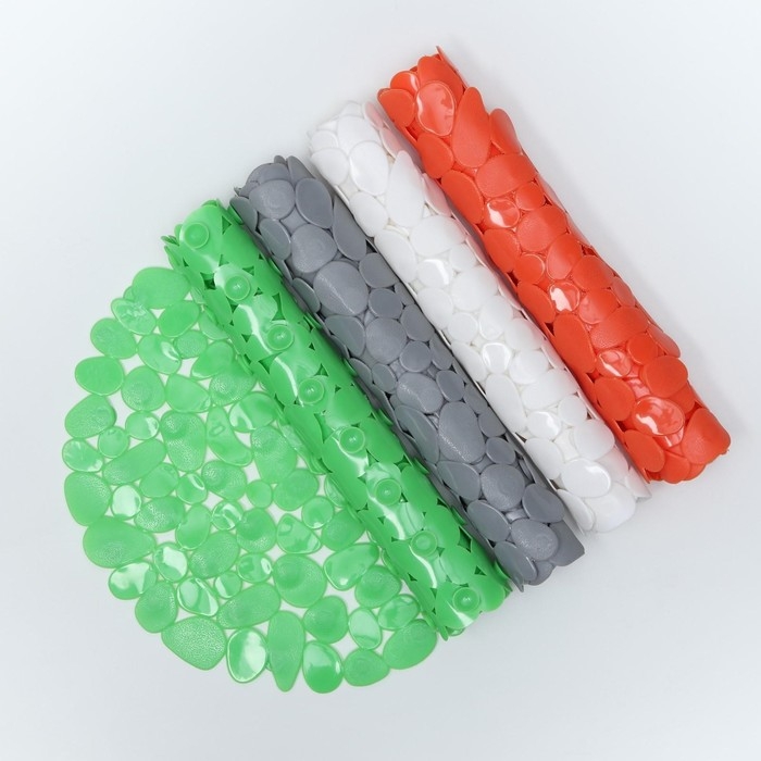 Коврик противоскользящий в ванну на присосках Доляна «Крупная галька», 33×63 см, цвет МИКС Коврик противоскользящий в ванну на присосках Доляна «Крупная галька», 33×63 см, цвет МИКС