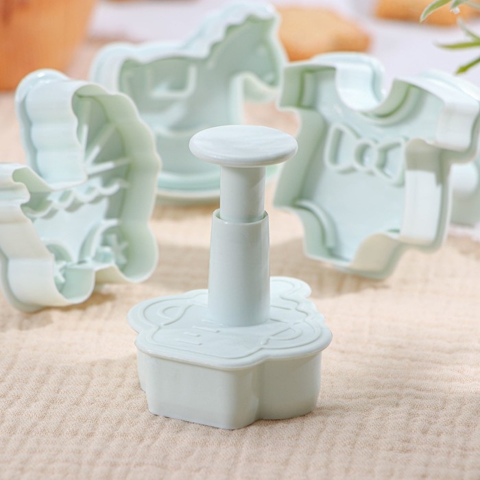 Набор плунжеров кондитерских Доляна «Малышок», 4 шт, 5×5 см, цвет МИКС Набор плунжеров кондитерских Доляна «Малышок», 4 шт, 5×5 см, цвет МИКС