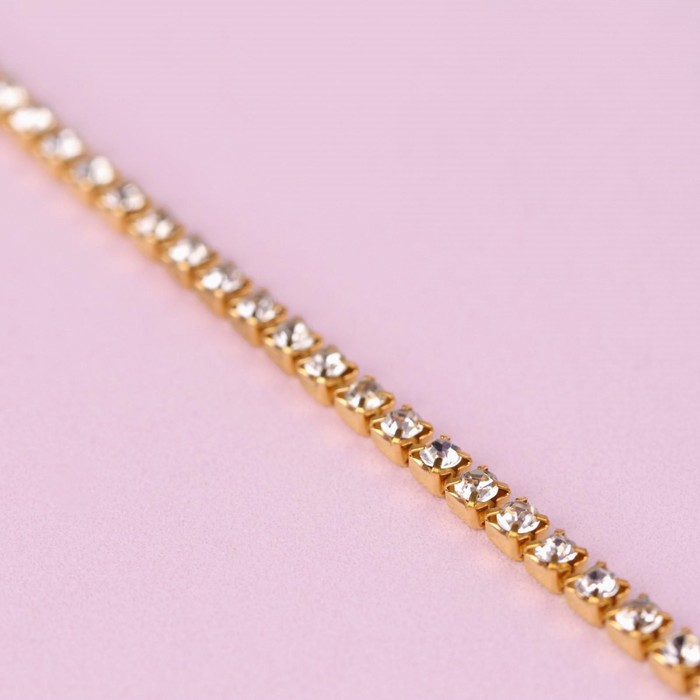 Цепь со стразами, металл, стекло, 2,5 мм, 9 ± 1 м, цвет золотой Цепь со стразами, металл, стекло, 2,5 мм, 9 ± 1 м, цвет золотой