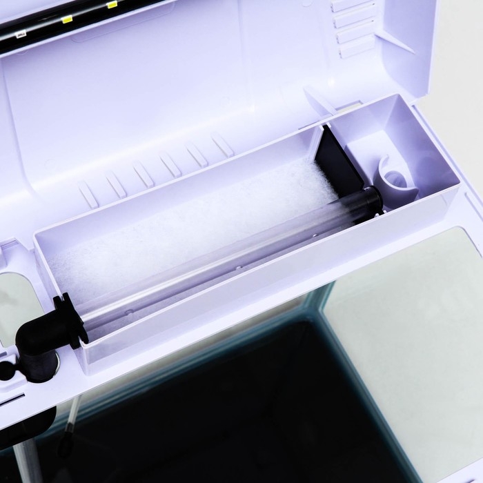 Аквариум SeaStar LS-380F в комплекте: LED-лампа, фильт, 30 л, белый Аквариум SeaStar LS-380F в комплекте: LED-лампа, фильт, 30 л, белый