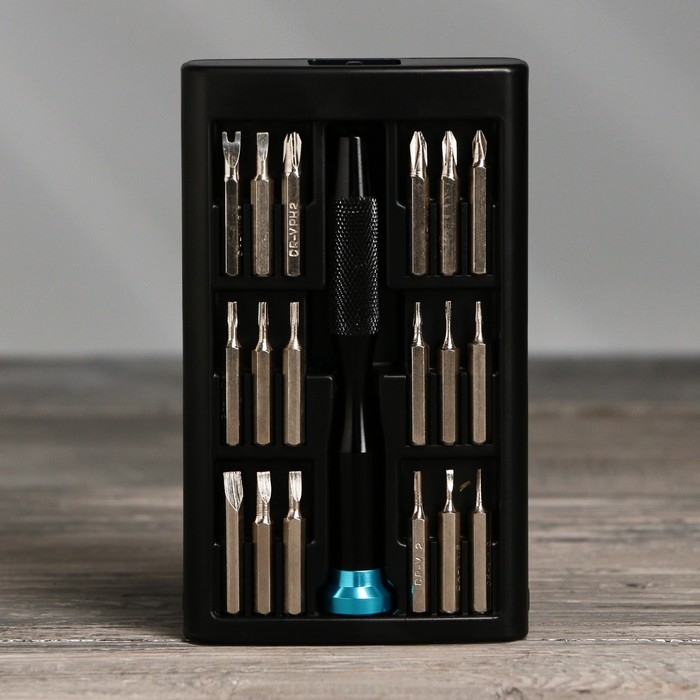 Набор отверток в фляге «Хочешь жить», универсальный, 18 предметов Набор отверток в фляге «Хочешь жить», универсальный, 18 предметов