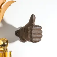 Крючок настенный &laquo;Рука - класс&raquo;, ключница декоративная, чугун, 7.5&times;3.8&times;8 см