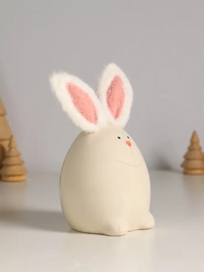 Сувенир керамика, текстиль "Зайчик в форме яйца" белый 7,2х7,2х12,5 см Сувенир керамика, текстиль "Зайчик в форме яйца" белый 7,2х7,2х12,5 см