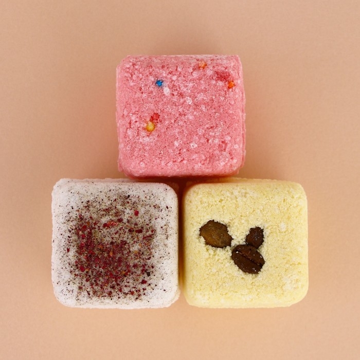 Подарочный набор косметики «Пусть Новый Год подарит сказку», бомбочки для ванны с добавками, 3 х 70 г, аромат ванили, Pink Collection by URAL LAB Подарочный набор косметики «Пусть Новый Год подарит сказку», бомбочки для ванны с добавками, 3 х 70 г, аромат ванили, Pink Collection by URAL LAB