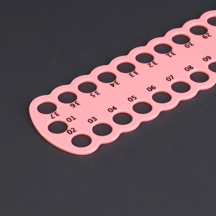 Органайзер для ниток мулине на 37 цветов, 30 × 6 см, цвет МИКС