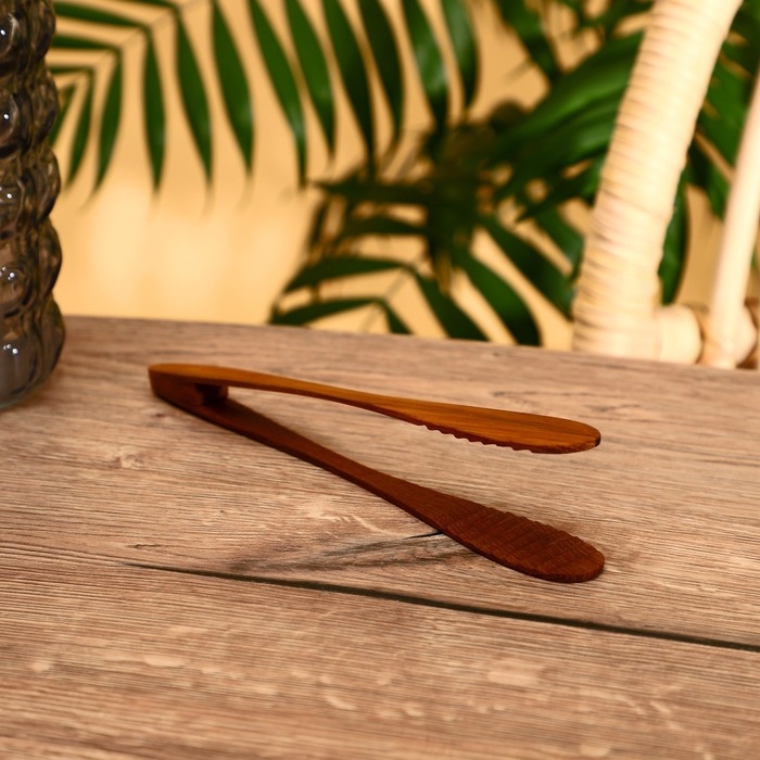 Щипцы 20х3х5 см, тиковое дерево Щипцы 20х3х5 см, тиковое дерево