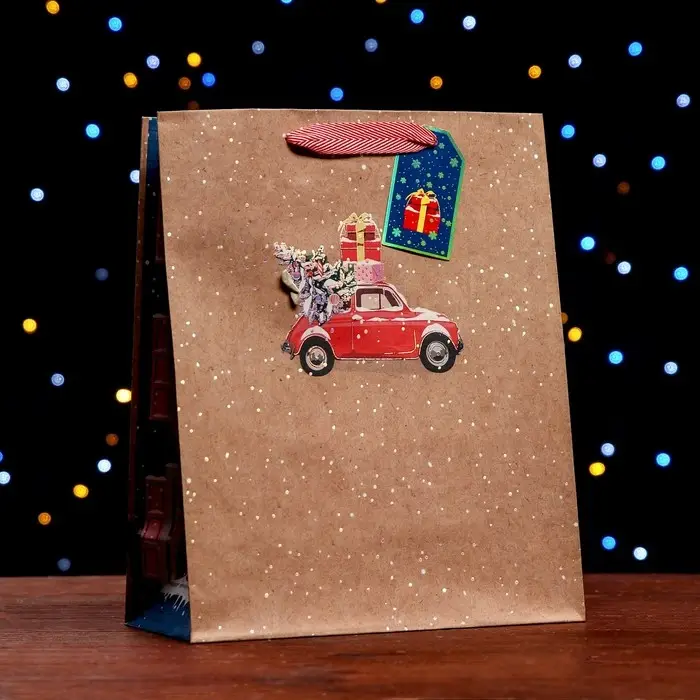 Пакет подарочный Пакет подарочный "Машина с подарками" 26 х 32 х 12 см