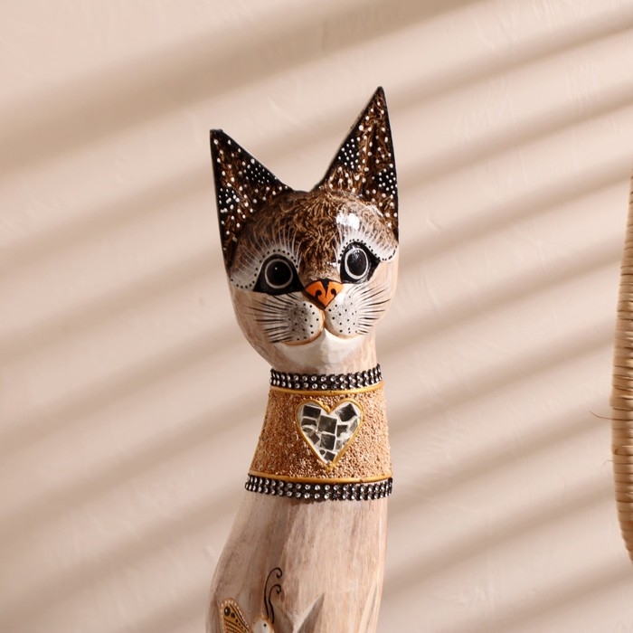 Сувенир дерево Сувенир дерево "Кошка с бабочками и зеркальным сердцем" 60х12х6 см