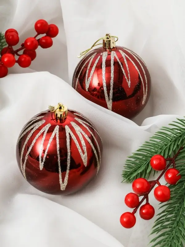 Набор украшений пластик 60 шт Набор украшений пластик 60 шт "Зима в подарках" красный