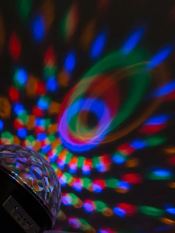 Ночник проектор &laquo;Хрустальный диско-шар&raquo; 17.5 см, динамик, свечение RGB, 220 В